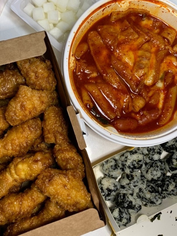 ##엽떡 허니콤보.jpg